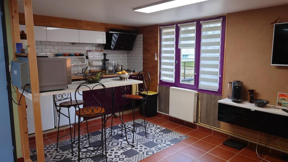 Chez David Apartment Bressuire Exterior photo